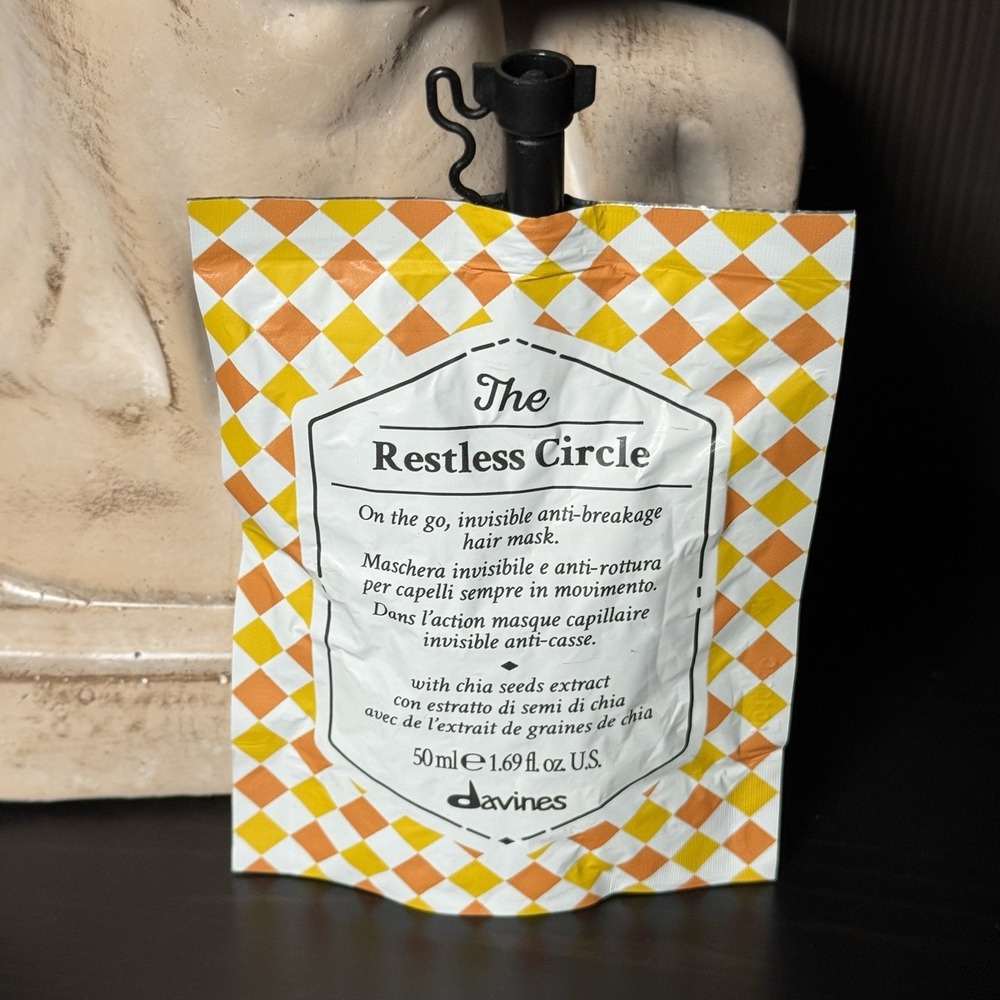 Davines The Restless Circle Invisible Anti-Breakage Hair Mask Pouch 50ml‎ 1.69oz